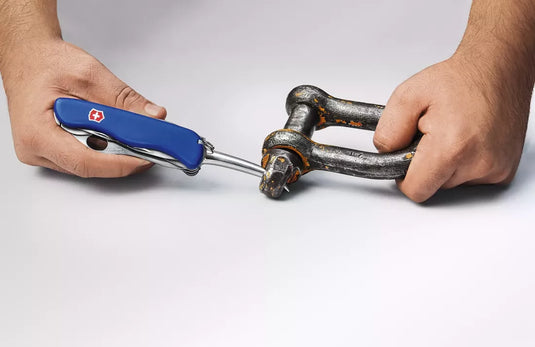 Briceag multifunctional, 12 functii, VICTORINOX SKIPPER PRO 0.8503.2MW