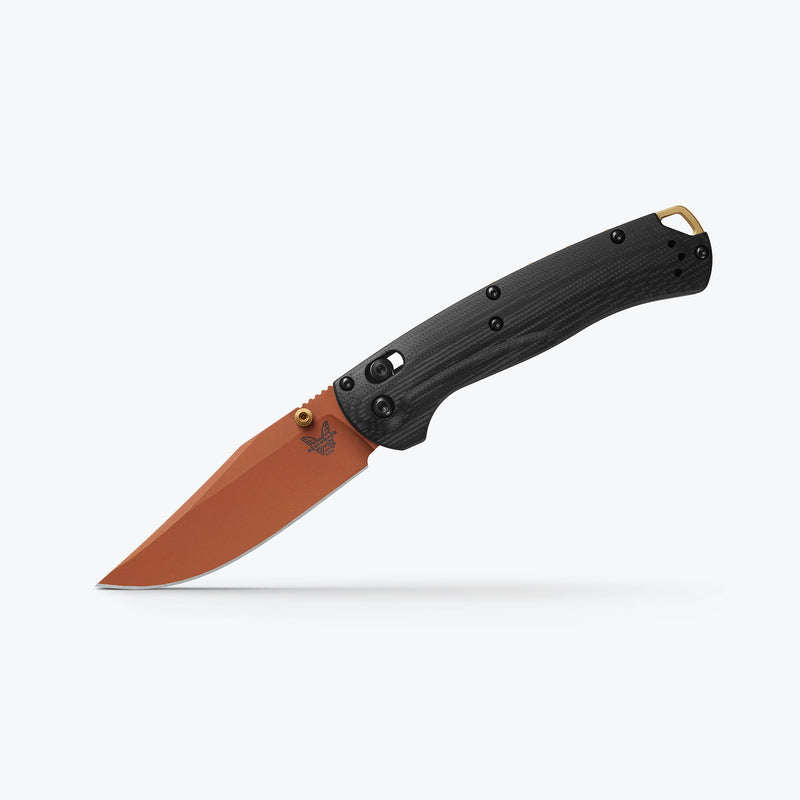 Încărcați imaginea în vizualizatorul Galerie, Briceag de buzunar BENCHMADE TAGGEDOUT® | LIMITED EDITION | Blakc G-10 | COPPER SUEDE 15536-2501
