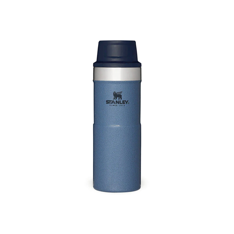 Încărcați imaginea în vizualizatorul Galerie, Cana Termoizolanta STANLEY Trigger-Action Travel Mug, 0.35 Litri - Diferite Culori
