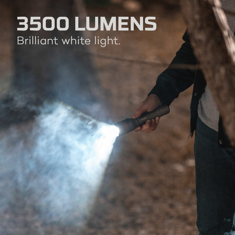 Încărcați imaginea în vizualizatorul Galerie, Lanterna NEBO Davinci™ 3500 | Rechargeable ( NEB-FLT-0021-G )
