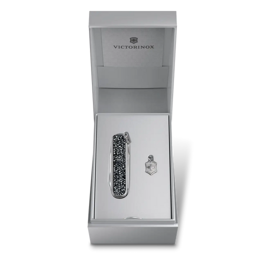 Briceag multifunctional Victorinox Classic SD, Editie Speciala, Brilliant Crystal, 0.6221.35