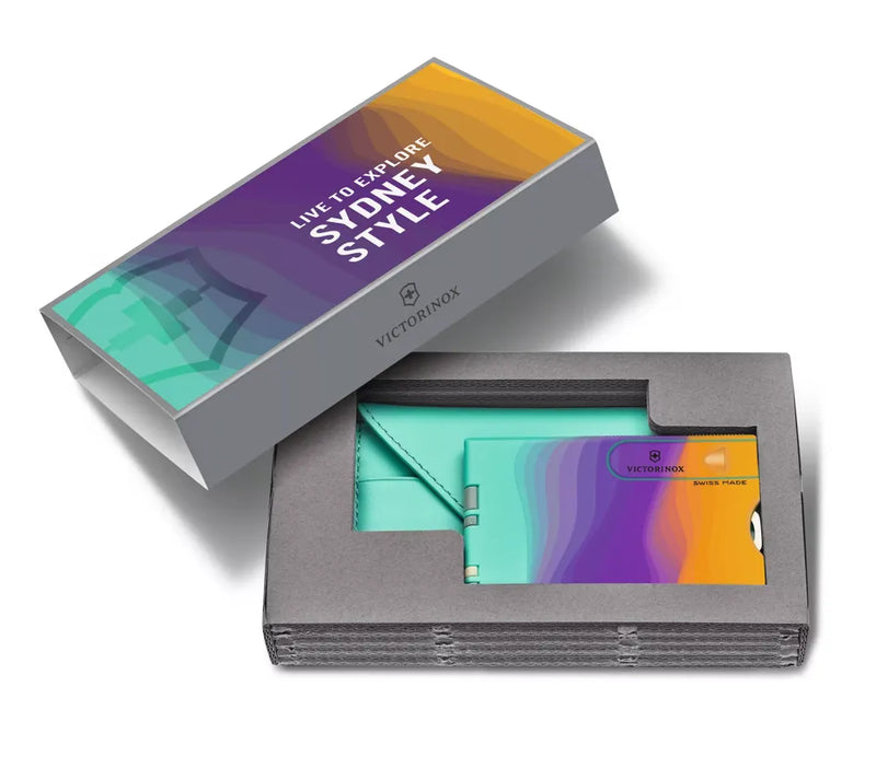 Încărcați imaginea în vizualizatorul Galerie, Card Multifunctional + Etui VICTORINOX SWISS CARD CLASSIC SYDNEY STYLE 0.7100.E222
