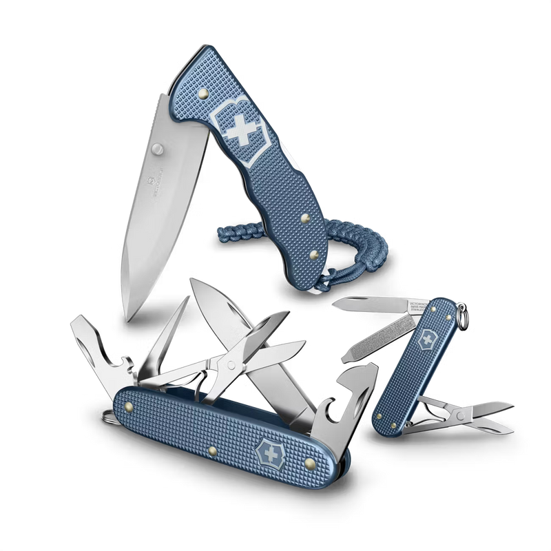 Încărcați imaginea în vizualizatorul Galerie, VICTORINOX HUNTER PRO ALOX LIMITED EDITION 2026 0.9415.L26
