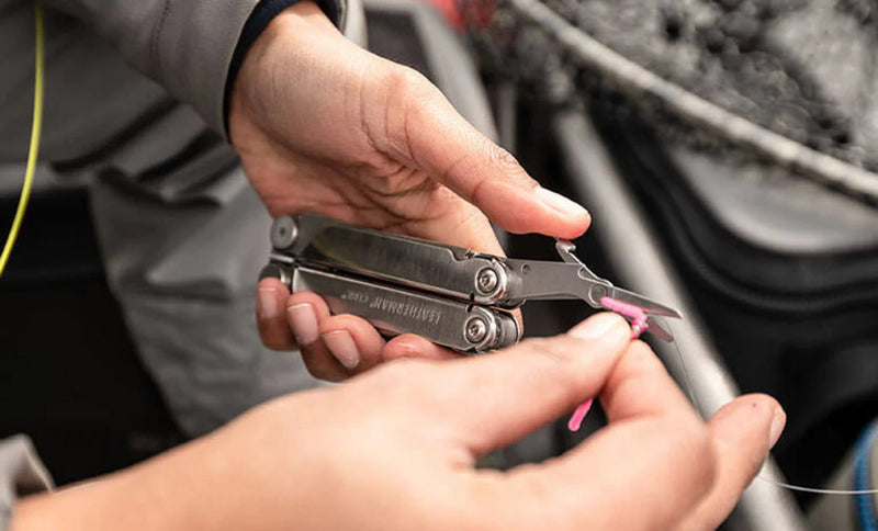Încărcați imaginea în vizualizatorul Galerie, Multi-tool, 15 functii, teaca material textil, LEATHERMAN CURL
