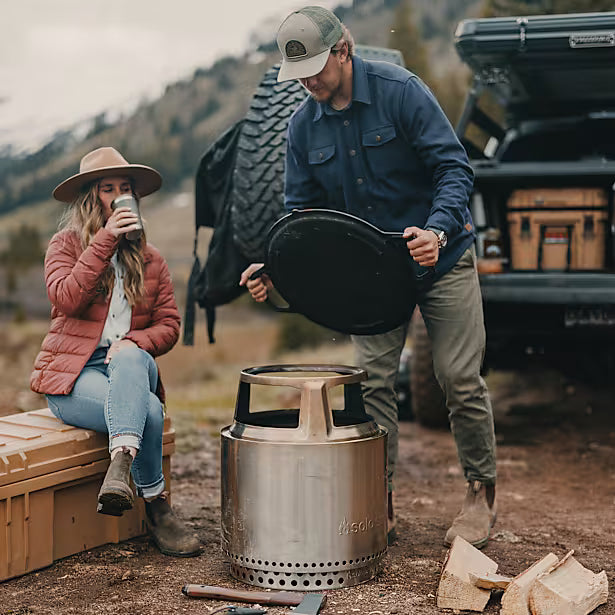 Încărcați imaginea în vizualizatorul Galerie, GRIDDLE-TOP DE FONTA, SOLO STOVE L - pentru BONFIRE / YUKON / CANYON
