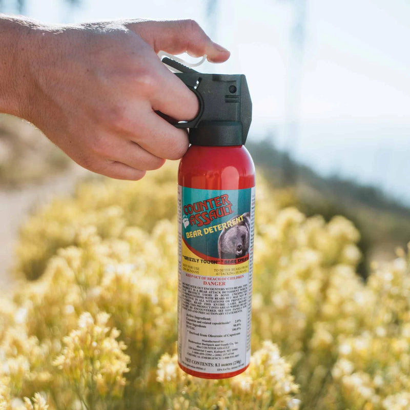 Încărcați imaginea în vizualizatorul Galerie, Spray urs Counter Assault Bear Deterrent 230 g - raza actiune pana la 10m
